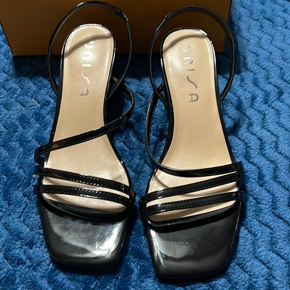 Unisa Marie Black Strapped Heels